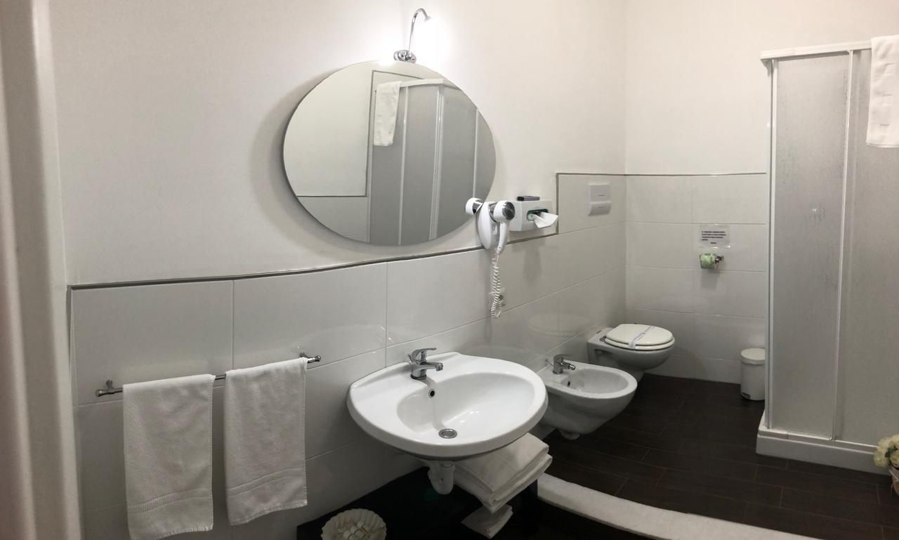 B&B Rosaly San Cataldo  Luaran gambar