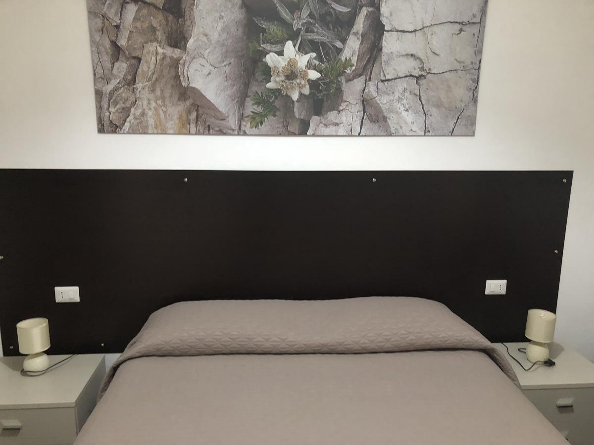 B&B Rosaly San Cataldo  Luaran gambar