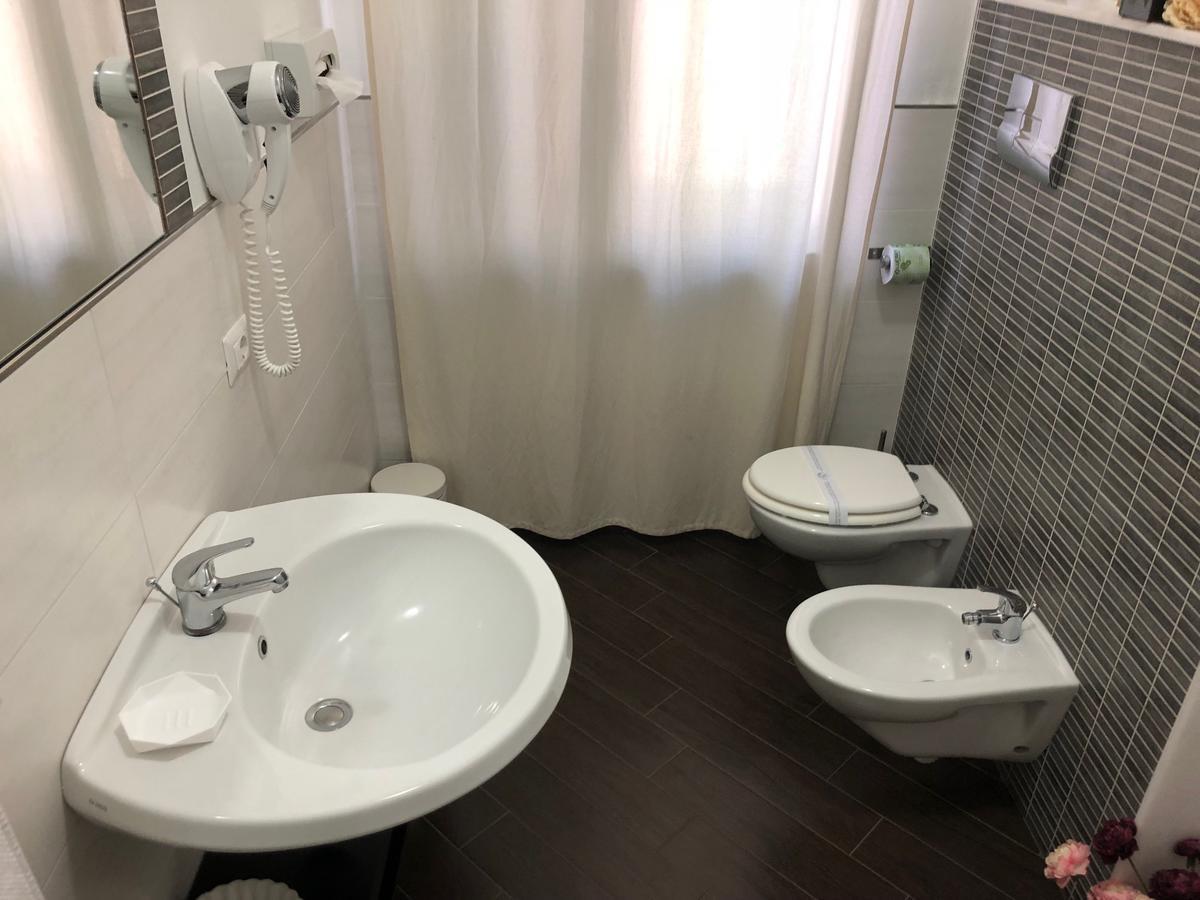 B&B Rosaly San Cataldo  Luaran gambar