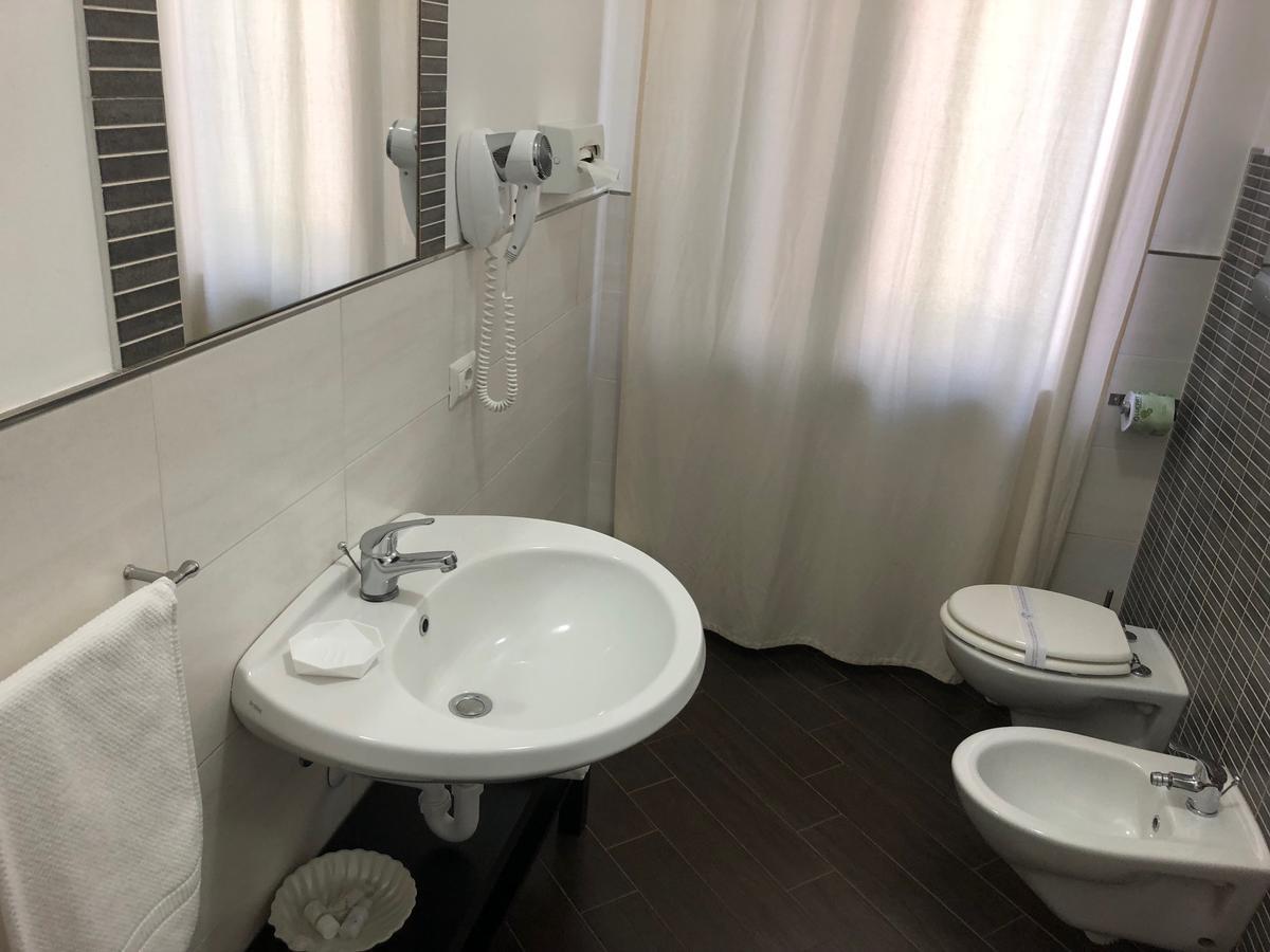 B&B Rosaly San Cataldo  Luaran gambar
