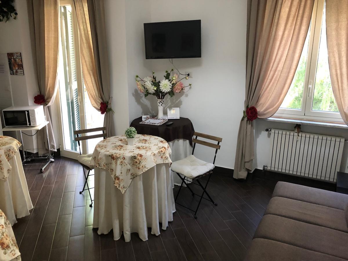 B&B Rosaly San Cataldo  Luaran gambar