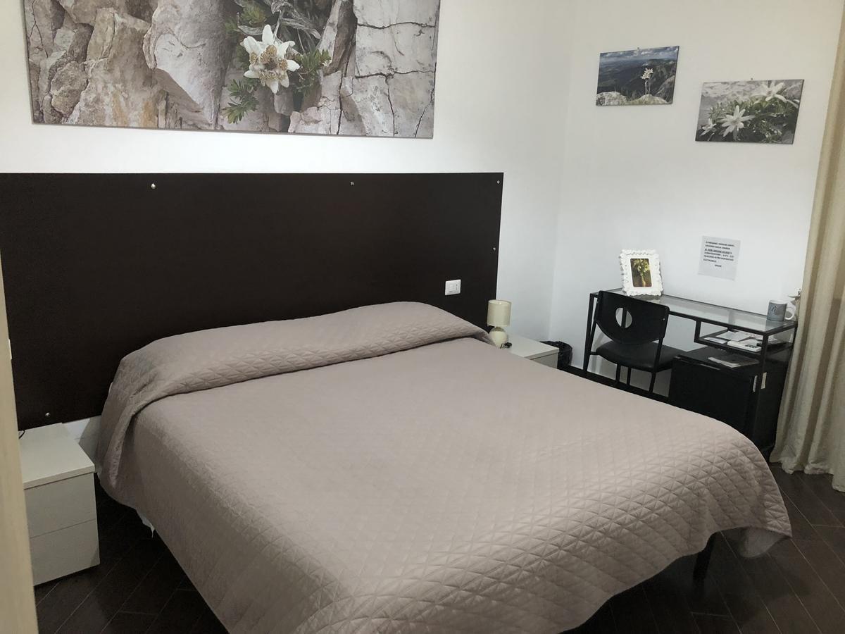B&B Rosaly San Cataldo  Luaran gambar
