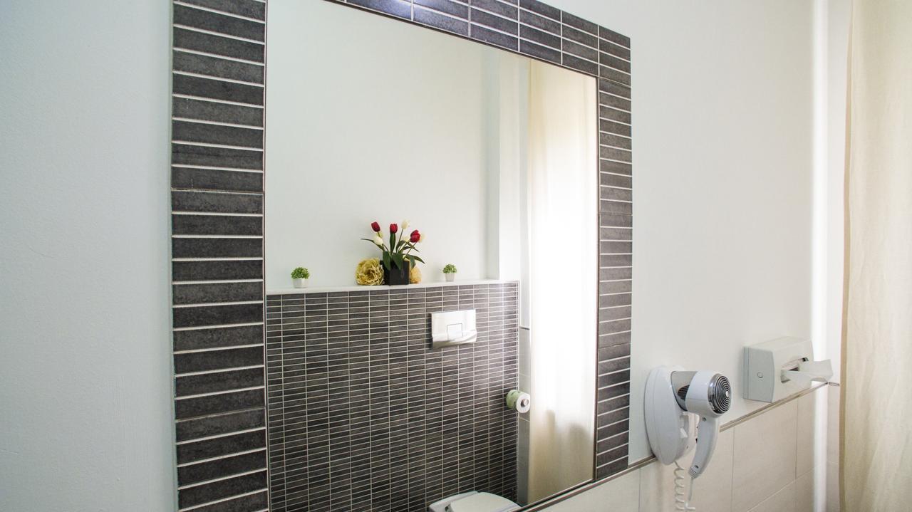 B&B Rosaly San Cataldo  Luaran gambar