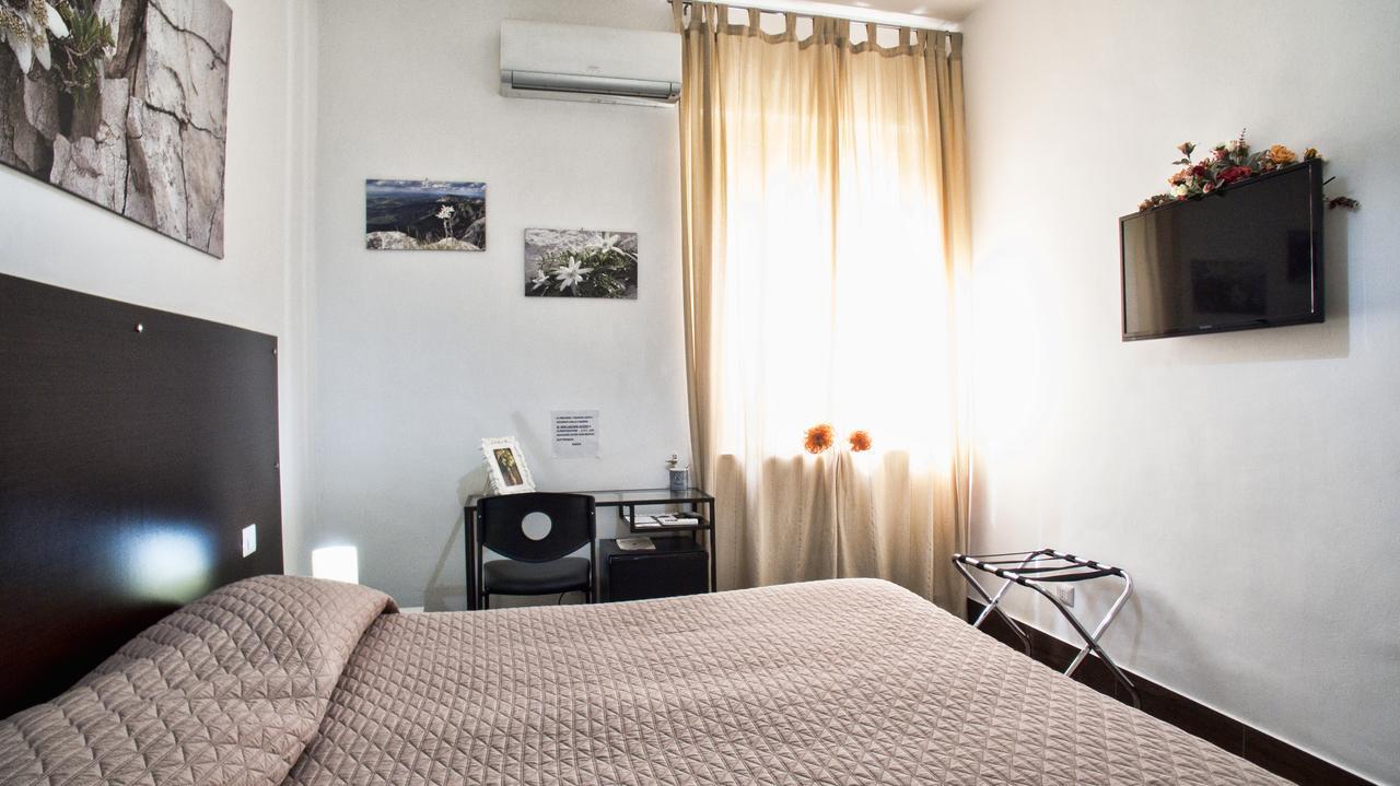 B&B Rosaly San Cataldo  Luaran gambar