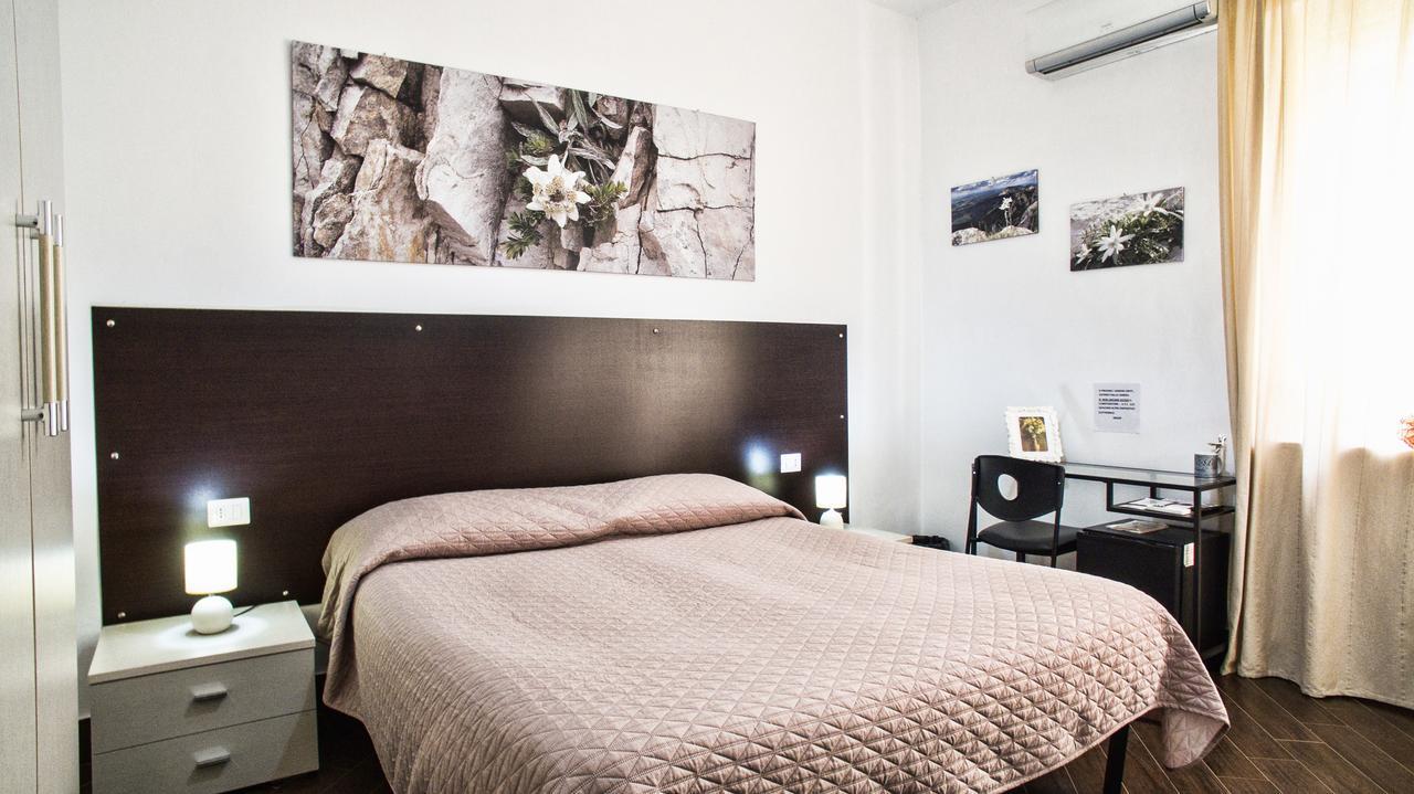 B&B Rosaly San Cataldo  Luaran gambar
